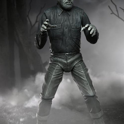 Universal Monsters Ultimate Wolf Man (Black and White)