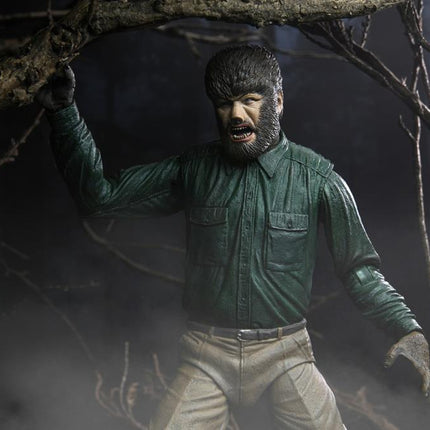 Universal Monsters Ultimate Wolf Man
